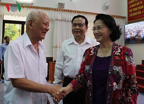 Chủ tịch Quốc hội Nguyễn Thị Kim Ngân tiếp xúc cử tri tại Cần Thơ  - ảnh 1